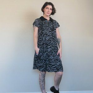 Black & White Wave Pattern Kensie Turtleneck Dress